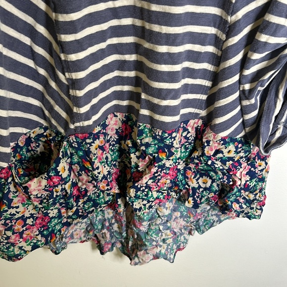 Anthropologie fairley floral size Large long sleeves striped gray white - Picture 5 of 9